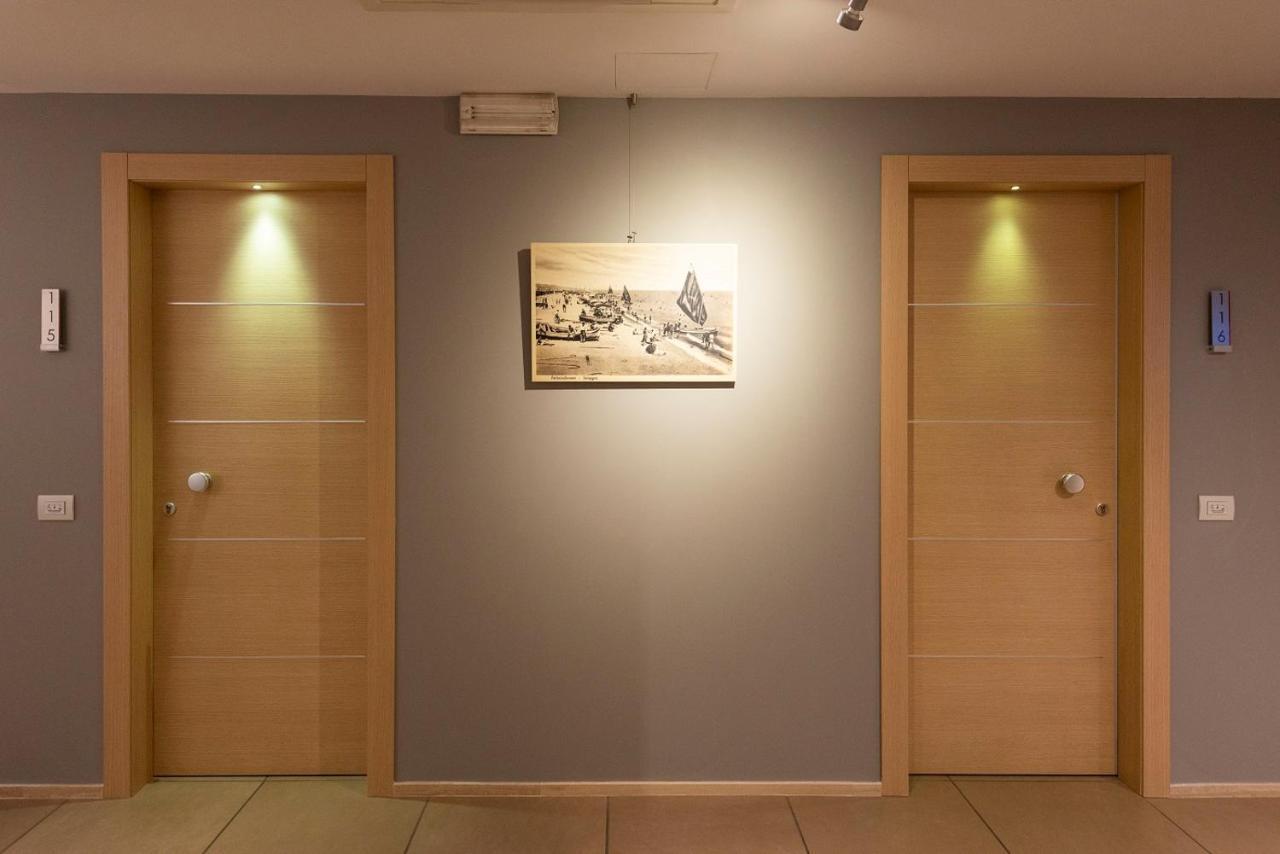 Hotel Dimorae Rooms And Suites - Apartments Civitanova Marche Exteriér fotografie